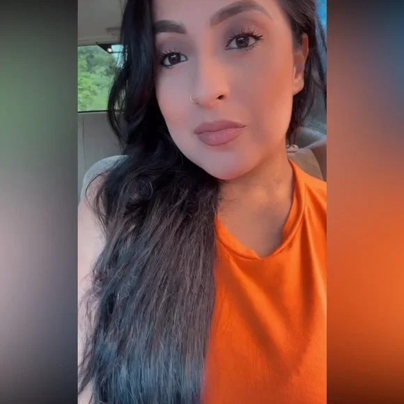 ✨Meet your Posher✨ - Picture 4 of 5